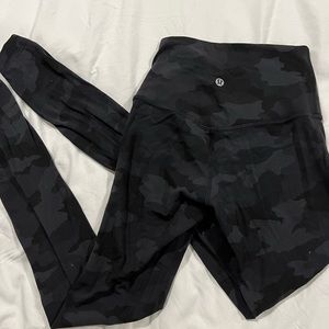 Lulu lemon camo aligns